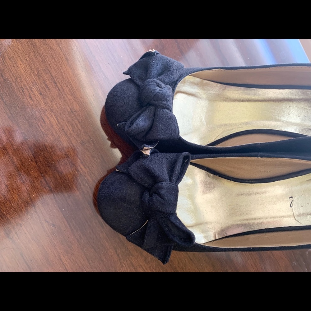 Bow Wedges - Picture 4 of 6